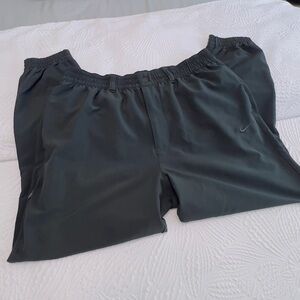 NIKE: Black Golf Pants - Size XL